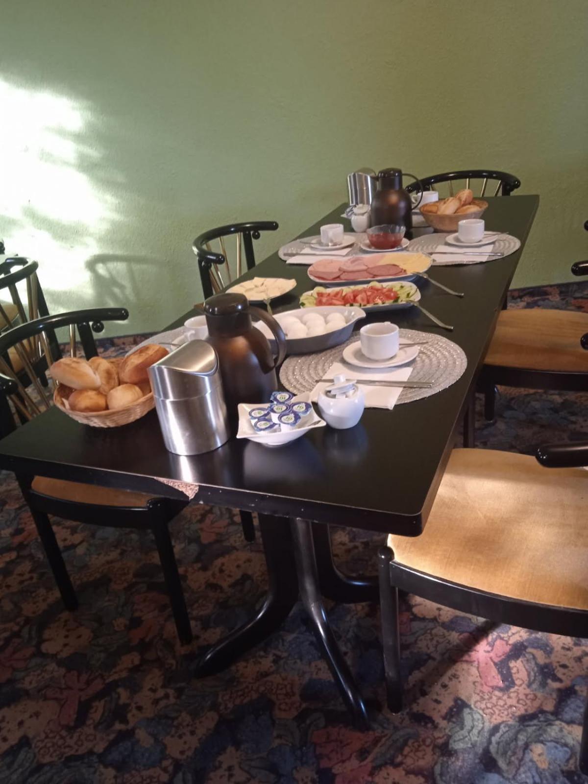 Land-gut-Hotel Barbarossa Kelbra Bagian luar foto