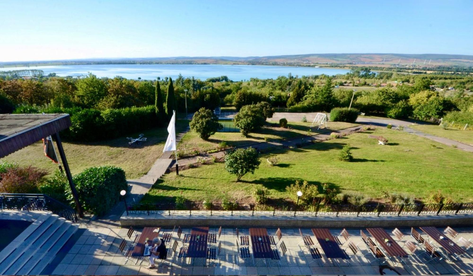 Land-gut-Hotel Barbarossa Kelbra Bagian luar foto