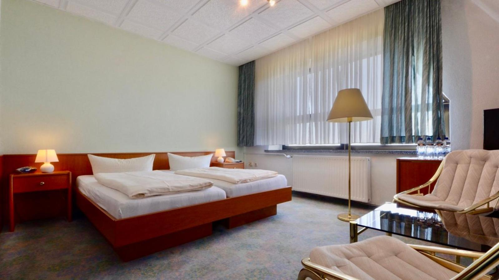 Land-gut-Hotel Barbarossa Kelbra Bagian luar foto