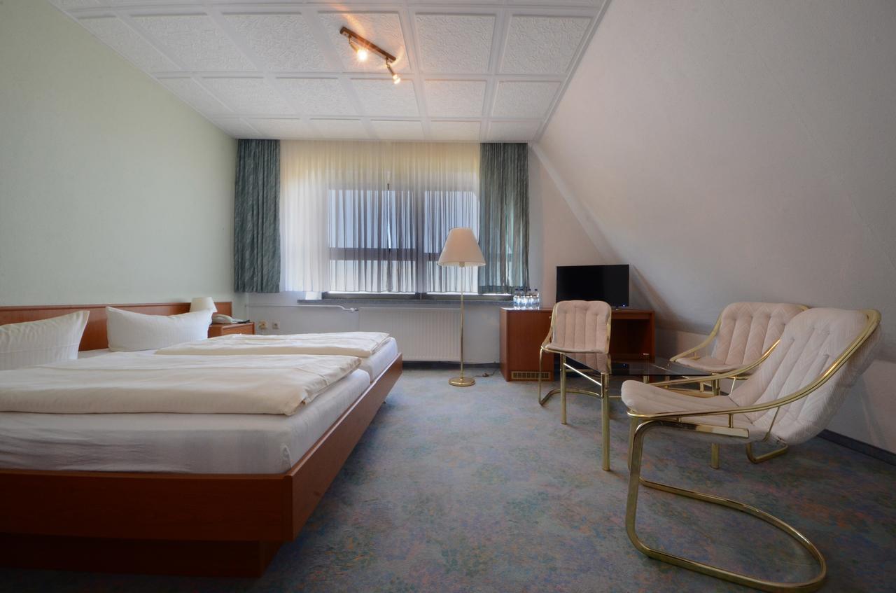 Land-gut-Hotel Barbarossa Kelbra Bagian luar foto