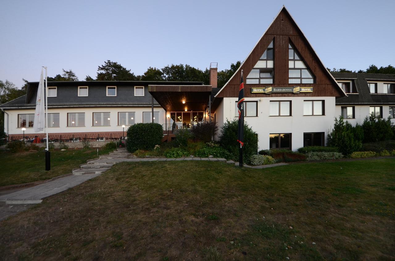 Land-gut-Hotel Barbarossa Kelbra Bagian luar foto