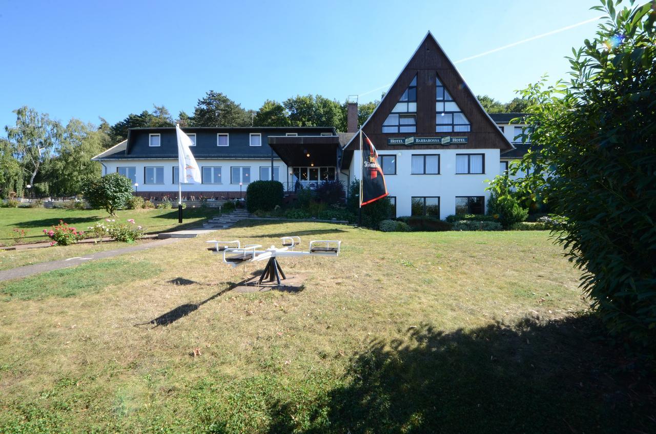 Land-gut-Hotel Barbarossa Kelbra Bagian luar foto